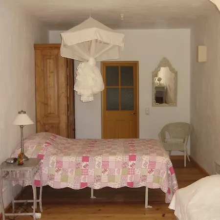 Quinta Amarela